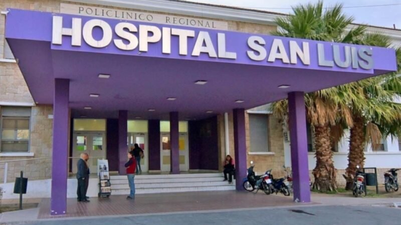 Accidente en el Hospital San Luis: la mujer herida quedó grave