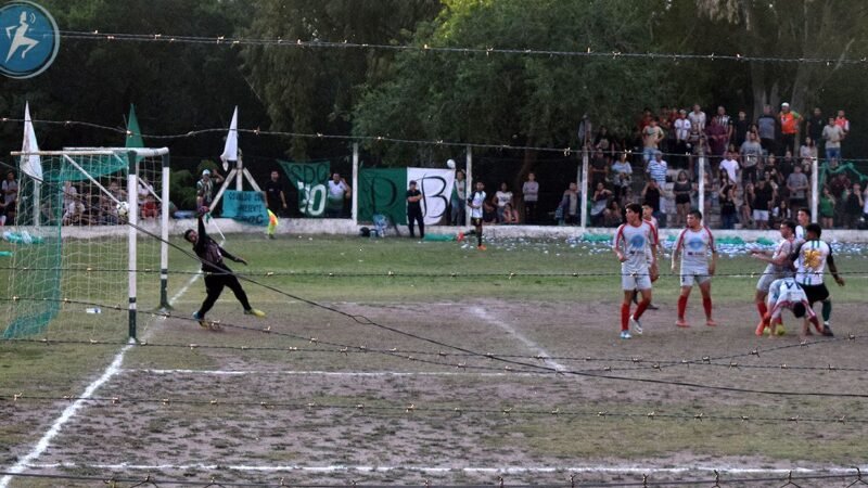 Casino ganó el clásico en la última jugada