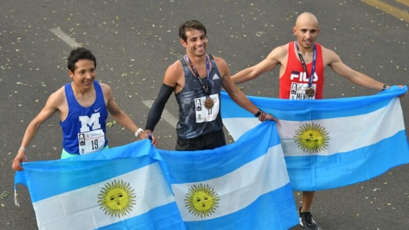 60 ATLETAS DE SAN LUIS CORRIERON LA MARATÓN DE BUENOS AIRES