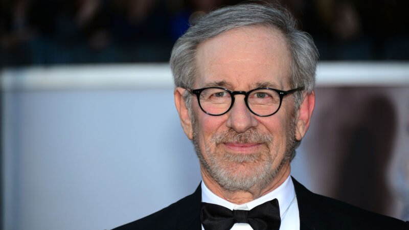 STEVEN SPIELBERG DICE QUE EL GOBIERNO DE ESTADOS UNIDOS ESCONDE INFORMACIÓN SOBRE OVNIS