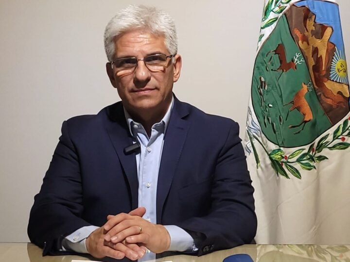 CLAUDIO POGGI: “RODRÍGUEZ SAÁ NOS DEJA UNA PROVINCIA FUNDIDA”