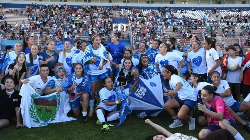 LAS CHICAS DE SAN LUIS FC LOGRARON EL ASCENSO A PRIMERA