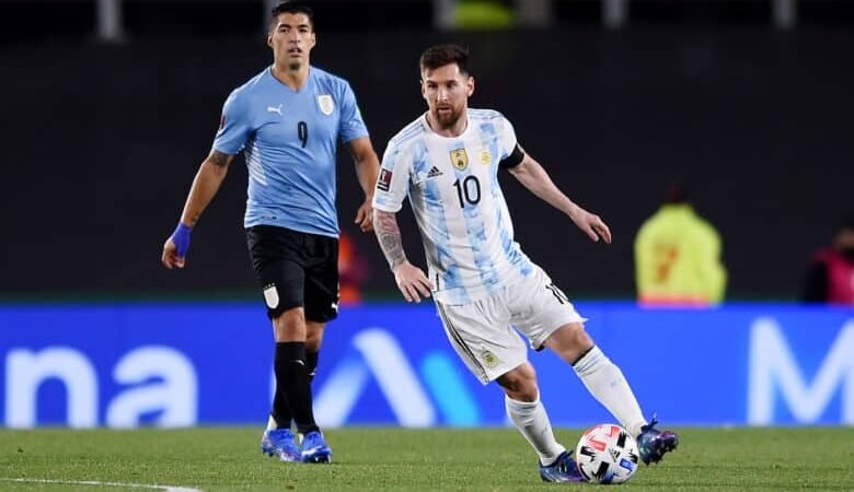 LA SELECCIÓN ARGENTINA INICIA LA PREPARACIÓN PARA ENFRENTAR A URUGUAY Y BRASIL CON MESSI A LA CABEZA