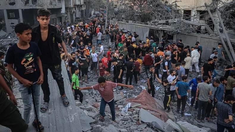 ISRAEL REANUDÓ LOS BOMBARDEOS SOBRE GAZA LUEGO QUE HAMÁS VIOLARA EL ALTO AL FUEGO