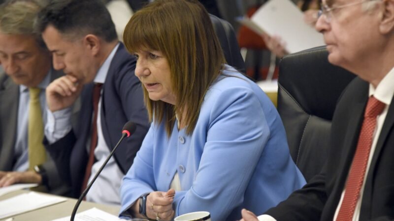 PATRICIA BULLRICH ANUNCIÓ QUE SE RETIRA DE LA LEY ÓMNIBUS EL POLÉMICO ARTÍCULO QUE LIMITABA REUNIONES DE TRES O MÁS PERSONAS