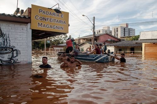 UNAS 550 PERSONAS FUERON EVACUADAS EN CONCORDIA POR LA CRECIDA DEL RÍO URUGUAY