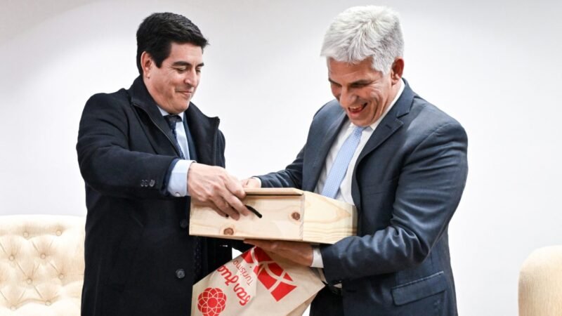 POGGI RECIBIÓ AL MINISTRO DE TURISMO DE SAN JUAN