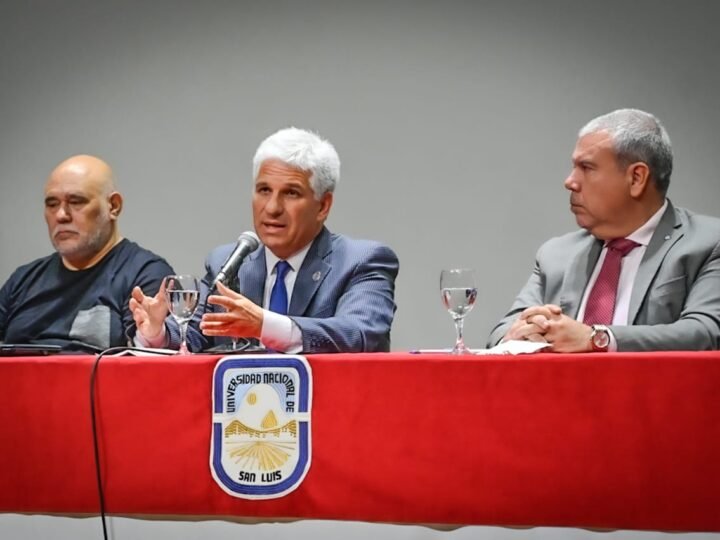 LA 109° REUNIÓN DE FÍSICOS ARGENTINOS FUE INAUGURADA CON PRESENCIA DEL GOBERNADOR