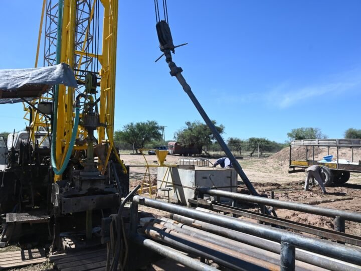 SAN LUIS AGUA AVANZA CON EL POZO PÚBLICO DE PAMPA GRANDE