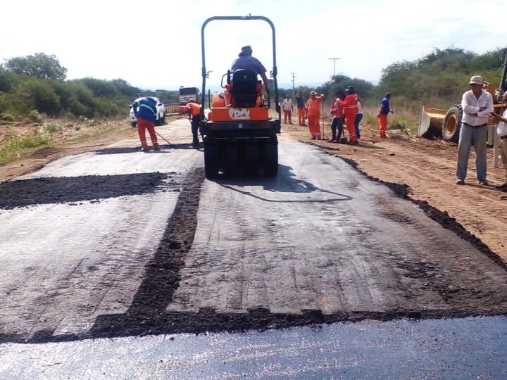 VIALIDAD PROVINCIAL REPARÓ UN HUNDIMIENTO QUE AFECTABA UNOS 100 METROS DE LA RUTA N°6