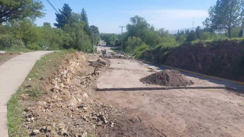 CONSTRUYENDO CON TU PUEBLO: OBRAS PARA REVITALIZAR SAN FRANCISCO DEL MONTE DE ORO