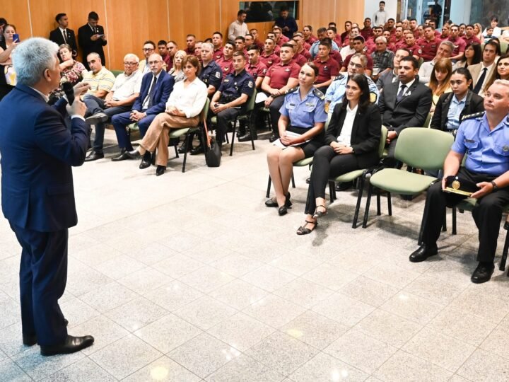 EL CUERPO DE BOMBEROS DE LA POLICÍA CELEBRÓ 79 AÑOS DE VIDA Y RECIBIRÁ NUEVOS EQUIPOS