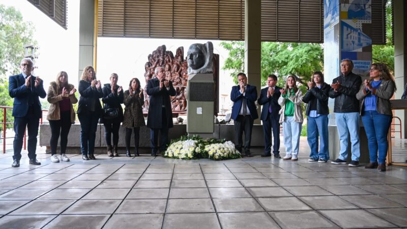 DÍA DE LA MEMORIA: EL VICEGOBERNADOR PARTICIPÓ DEL ACTO CONMEMORATIVO REALIZADO EN LA UNSL