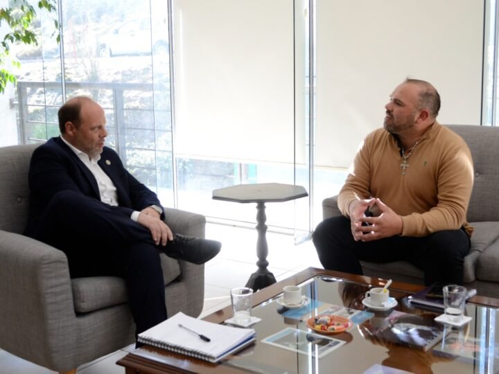 EL MINISTRO DE GOBIERNO RECIBIÓ AL INTENDENTE DE LUJÁN