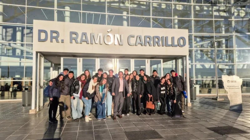 UNVIME: ESTUDIANTES DE KINESIOLOGÍA VISITARON EL HOSPITAL CENTRAL “DR. RAMÓN CARRILLO”
