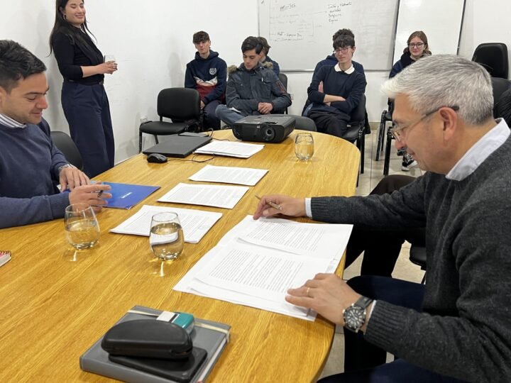 ESTUDIANTES RECIBIRÁN FORMACIÓN EN PROYECTOS ENERGÉTICOS