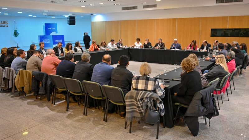 EN SAN LUIS TRABAJAN EN LA REFORMA JUDICIAL