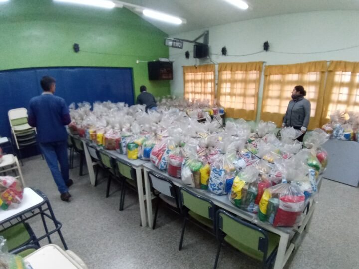 MÁS DEL 75% DEL PANE INVIERNO YA FUE ENTREGADO A ESTUDIANTES DE TODA LA PROVINCIA