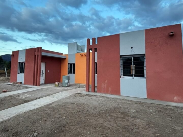 EN LUJÁN, POTRERILLO Y VILLA LARCA LA POLÍTICA HABITACIONAL PROGRESA CON FIRMEZA