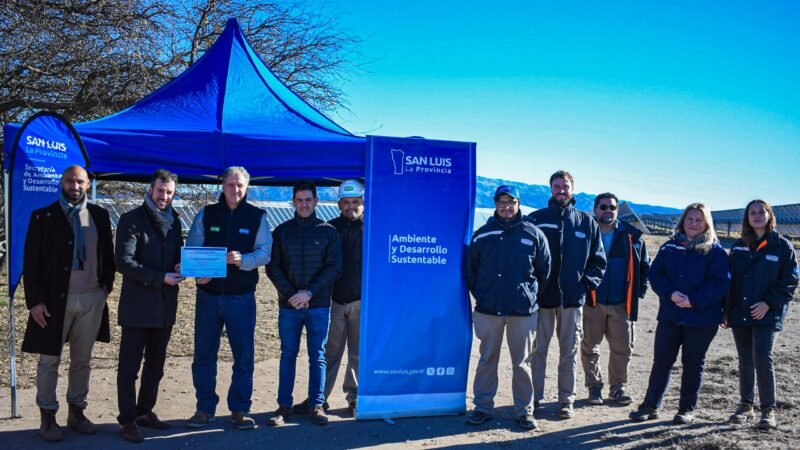 DOS PROYECTOS PRODUCTIVOS CON MIRADA SUSTENTABLE RECIBIERON EL CERTIFICADO DE APTITUD AMBIENTAL