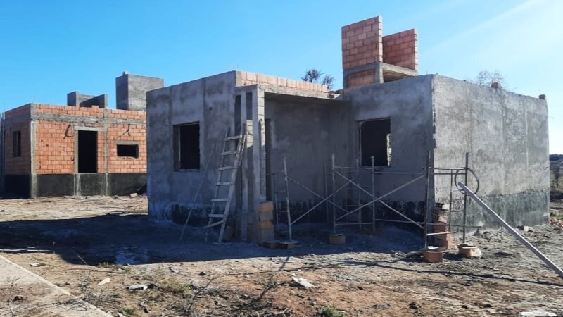 LOS NUEVOS HOGARES TOMAN FORMA EN POTRERO DE LOS FUNES Y POTRERILLOS
