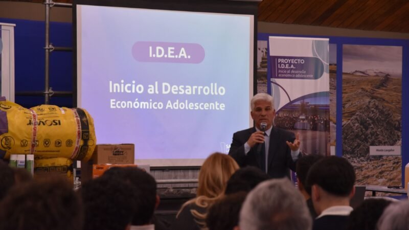 EL PROGRAMA ‘INICIO AL DESARROLLO ECONÓMICO ADOLESCENTE 2025’ CUENTA CON 156 ESCUELAS