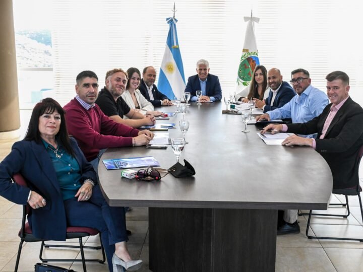 INVIERTEN MÁS DE $700 MILLONES EN OBRAS PÚBLICAS PARA SIETE LOCALIDADES