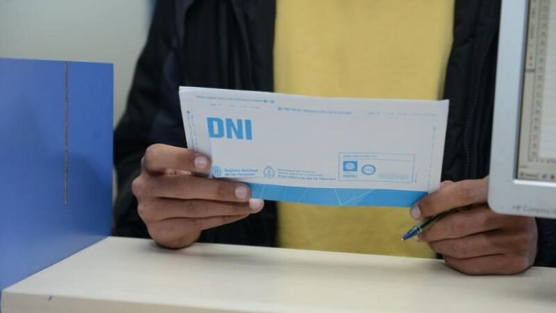 LOS CIUDADANOS PUEDEN CONSULTAR POR LOS DNI NO ENTREGADOS EN EL REGISTRO CIVIL
