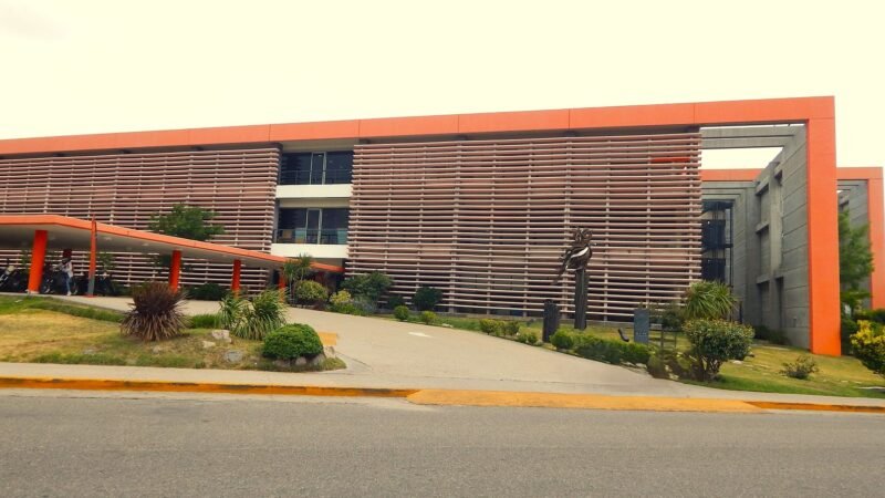 PRESENTARON EN LA LEGISLATURA PROVINCIAL EL PROYECTO DE LEY IMPOSITIVA ANUAL PARA 2026