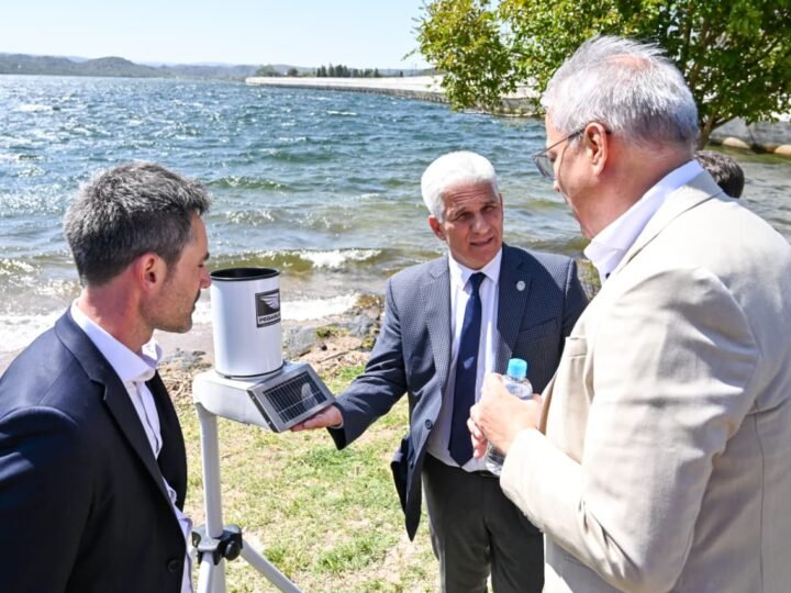 EL GOBERNADOR Y LA COMITIVA DEL CFI VISITARON ALGUNOS PROYECTOS DEL PLAN MAESTRO DEL AGUA
