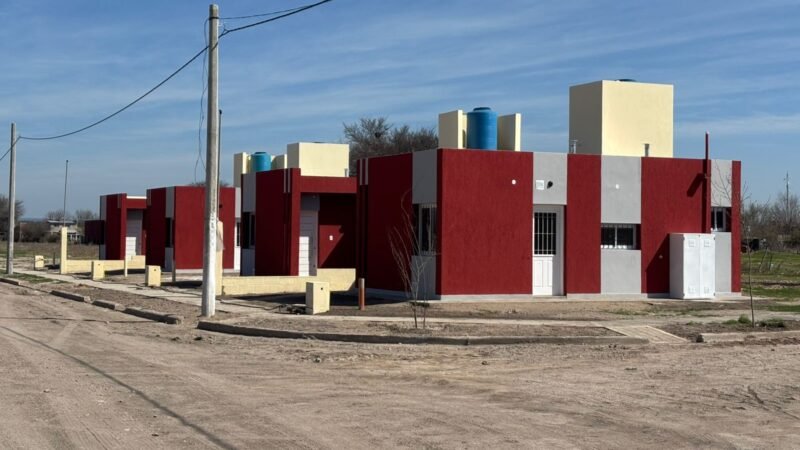 CON LOS NUEVOS HOGARES CASI LISTOS, 25 FAMILIAS DE SANTA ROSA SE PREPARAN PARA EL GRAN DÍA