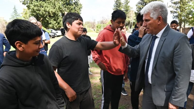 EL EJECUTIVO INVERTIRÁ FUERTE PARA ARREGLAR LA ESCUELA ESPECIAL ‘SUBSECRETARIO JORGE AOSTRI’