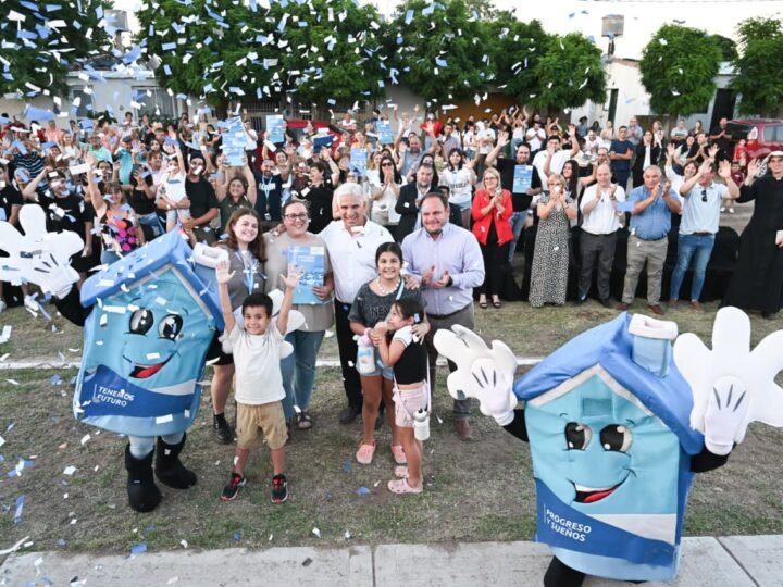 EMOCIÓN POR LA CASA PROPIA: LÁGRIMAS, ABRAZOS Y UN NUEVO FUTURO QUE EMPIEZA EN ARIZONA