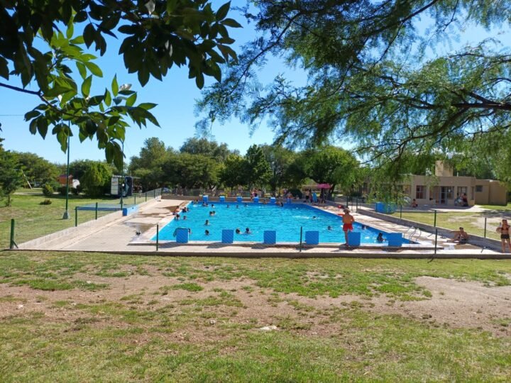 VILLA DE MERLO: VERANO A PLENO EN EL PARQUE RECREATIVO