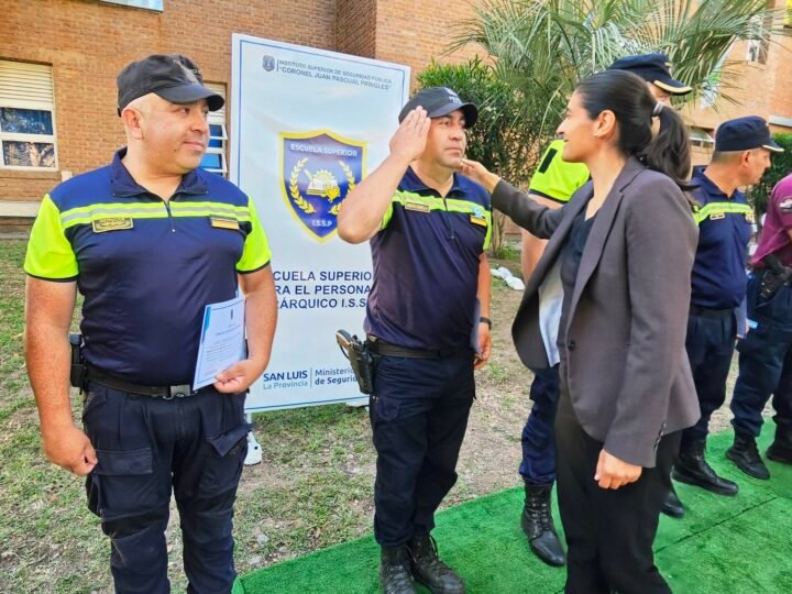 LA ESCUELA SUPERIOR REALIZÓ EL ACTO DE CIERRE DEL CICLO LECTIVO 2025