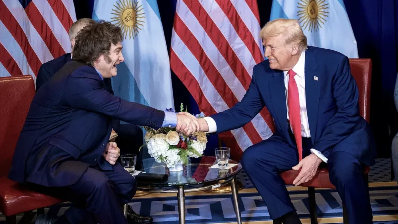 MILEI VIAJA A DAVOS CON LA EXPECTATIVA DE VOLVER A ENCONTRARSE CON TRUMP