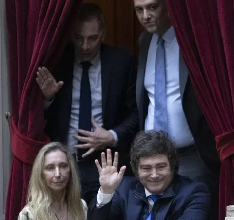 EL GOBIERNO CONVOCÓ A SESIONES EXTRAORDINARIAS PARA FEBRERO CON LA REFORMA LABORAL COMO OBJETIVO PRINCIPAL