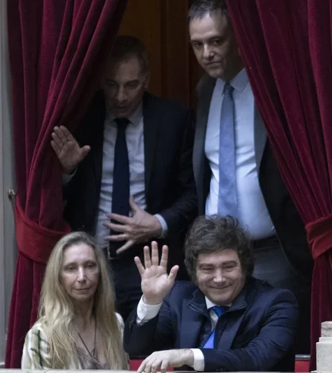 EL GOBIERNO CONVOCÓ A SESIONES EXTRAORDINARIAS PARA FEBRERO CON LA REFORMA LABORAL COMO OBJETIVO PRINCIPAL