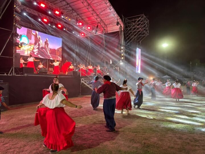 TALITA, EL VOLCÁN, LOS MOLLES, CONCARÁN Y CORTADERAS INVITAN A DISFRUTAR DE SUS FESTIVALES