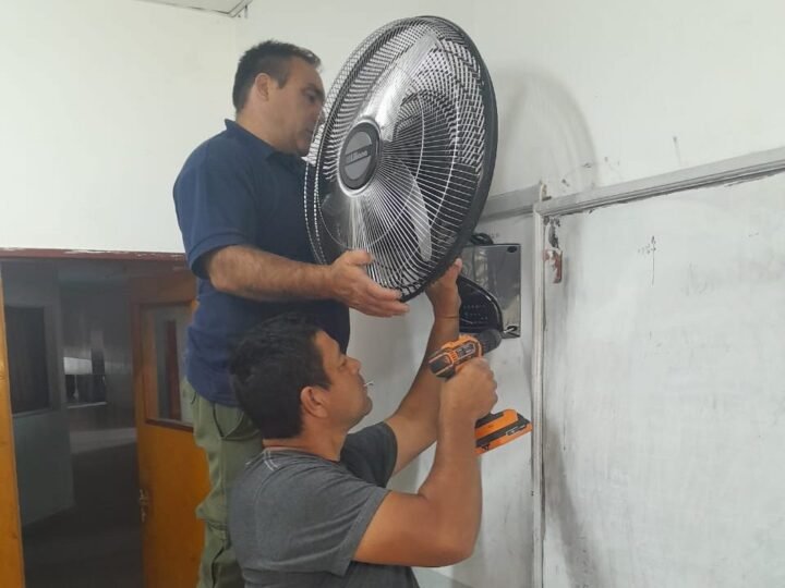 AVANZAN LAS TAREAS DE MANTENIMIENTO Y MEJORAS EN ESCUELAS DE TODA LA PROVINCIA