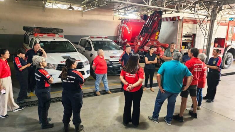 AVANZAN EN EL FORTALECIMIENTO DE LOS CUARTELES DE VILLA DE MERLO Y PAPAGAYOS