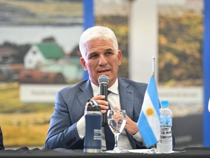 “LA LUCHA CONTRA EL NARCOTRÁFICO TIENE UN VÍNCULO DIRECTO CON LAS OPORTUNIDADES DE TRABAJO”