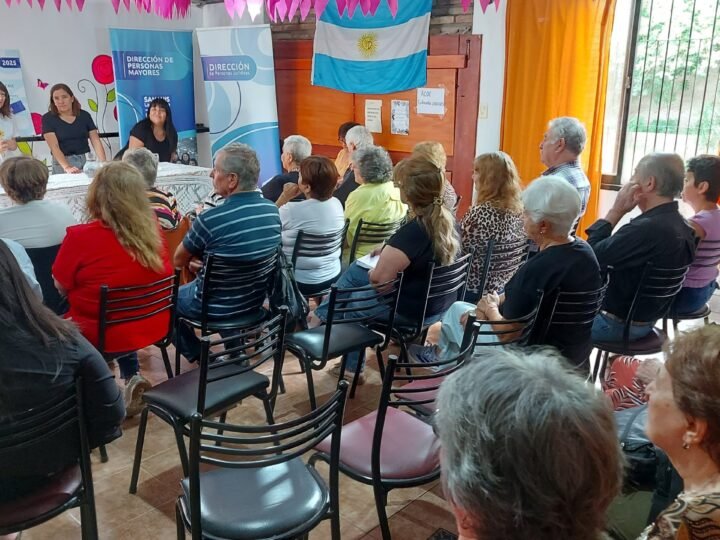 AUTORIDADES GUBERNAMENTALES VISITARON CENTROS DE JUBILADOS DE VILLA MERCEDES