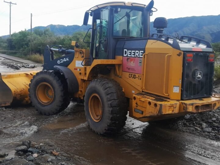 VIALIDAD PROVINCIAL REALIZÓ MANTENIMIENTO DE CAMINOS EN CORTADERAS, ANCHORENA Y MERLO