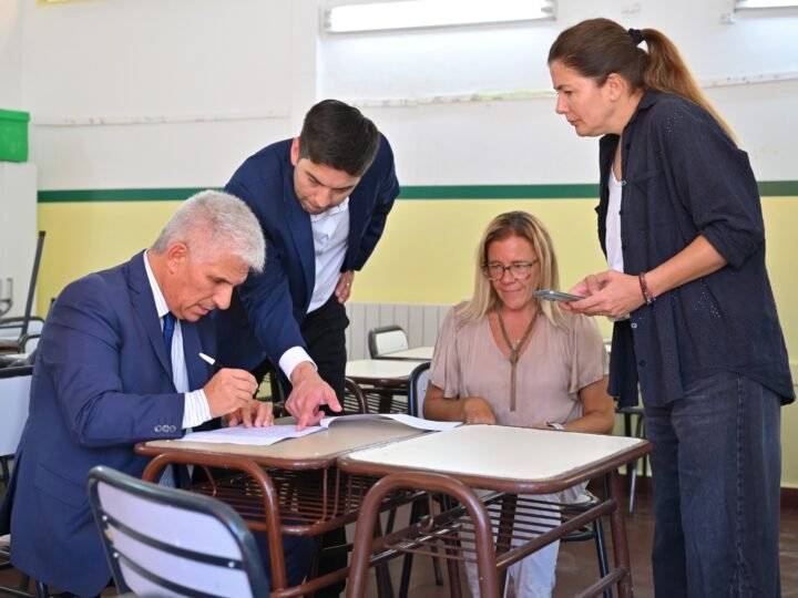 CON FOCO EN EL INICIO DE CLASES, EL GOBIERNO REFORZÓ SU AGENDA EDUCATIVA