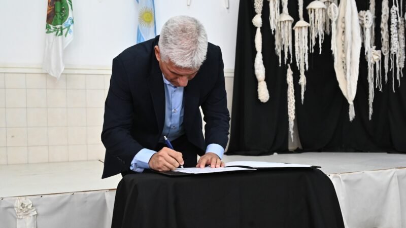 POGGI FIRMÓ EL DECRETO DE ADJUDICACIÓN DE OBRA PARA AMPLIAR EL HOSPITAL DE SALUD MENTAL