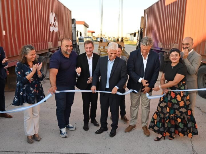 LA PROVINCIA POTENCIA SU COMPETITIVIDAD: INAUGURARON EL PATIO DE CONTENEDORES EN LA ZAL