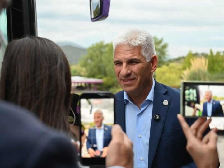 EN SOLO 48 HORAS YA HUBO MÁS DE 9 MIL INSCRIPTOS A LA DIPLOMATURA EN IA Y EDUCACIÓN