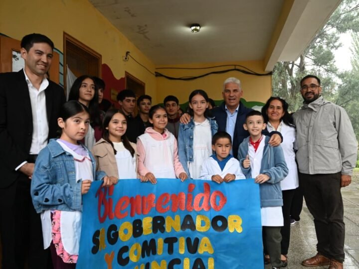 POGGI ANUNCIÓ UN PROYECTO DE LEY PARA CELEBRAR A LOS MAESTROS RURALES SANLUISEÑOS CADA 4 DE NOVIEMBRE