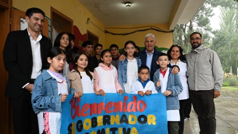 POGGI ANUNCIÓ UN PROYECTO DE LEY PARA CELEBRAR A LOS MAESTROS RURALES SANLUISEÑOS CADA 4 DE NOVIEMBRE